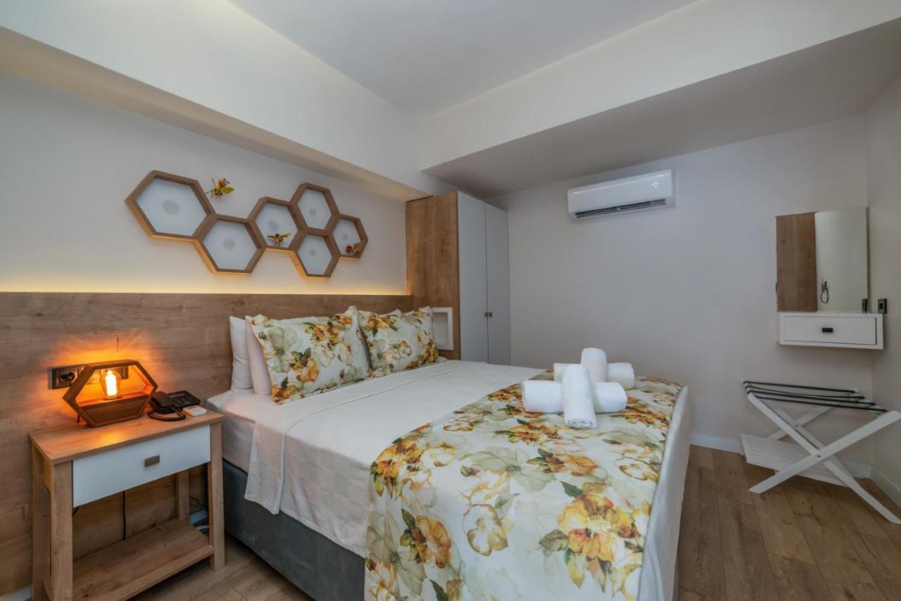Ece Marina Suites Fethiye Eksteriør billede
