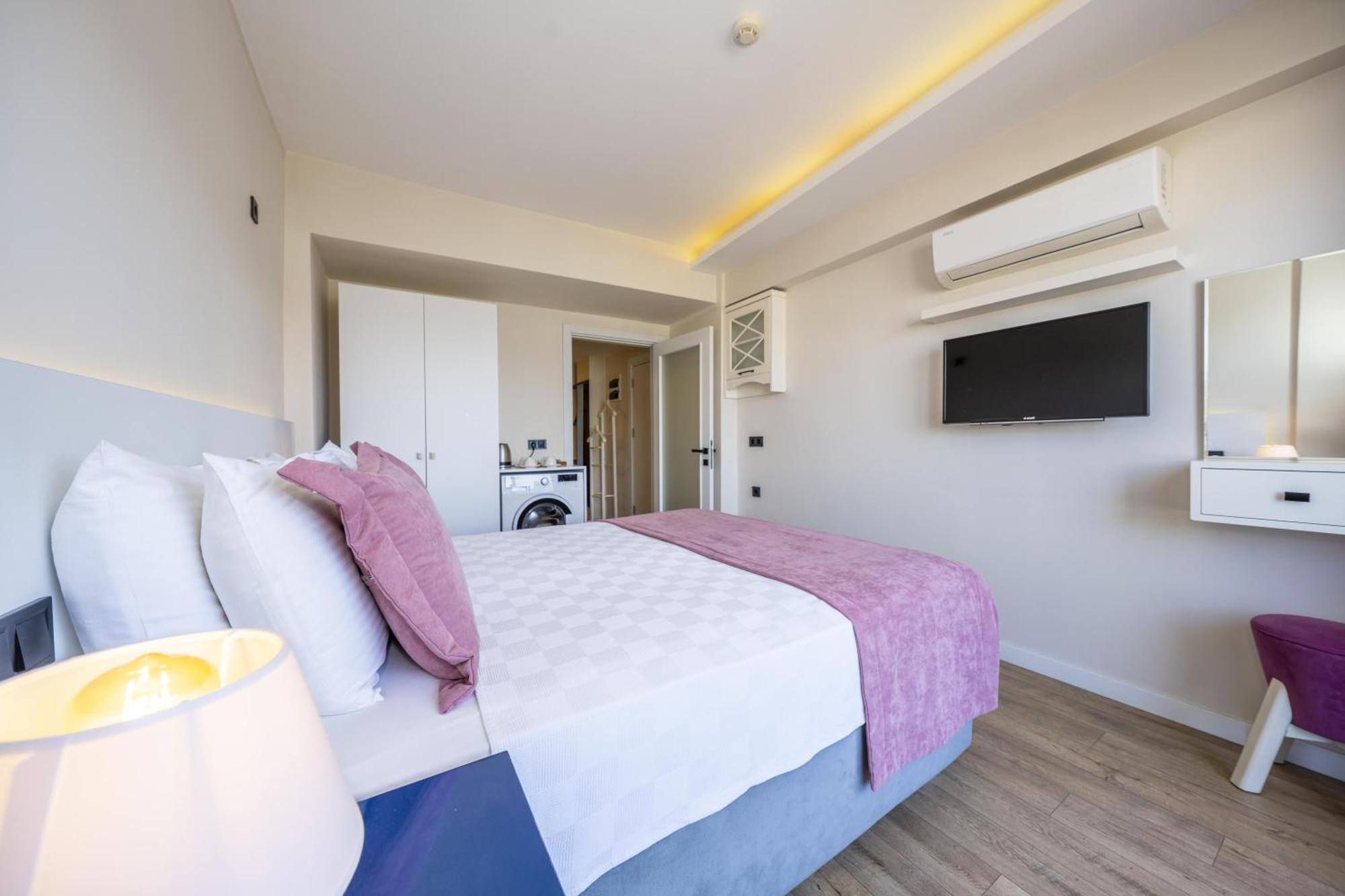 Ece Marina Suites Fethiye Eksteriør billede